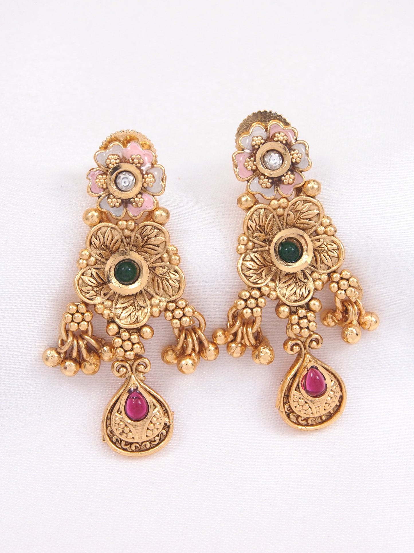 Women Gold-Toned Multi-Strand Pearl Beaded Necklace & Earrings Set