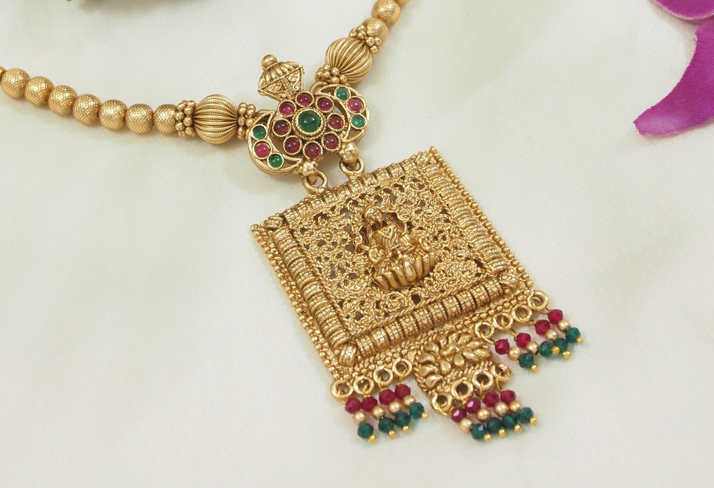 Antique Lakshmi Pendant Necklace with Beaded Jhumkas