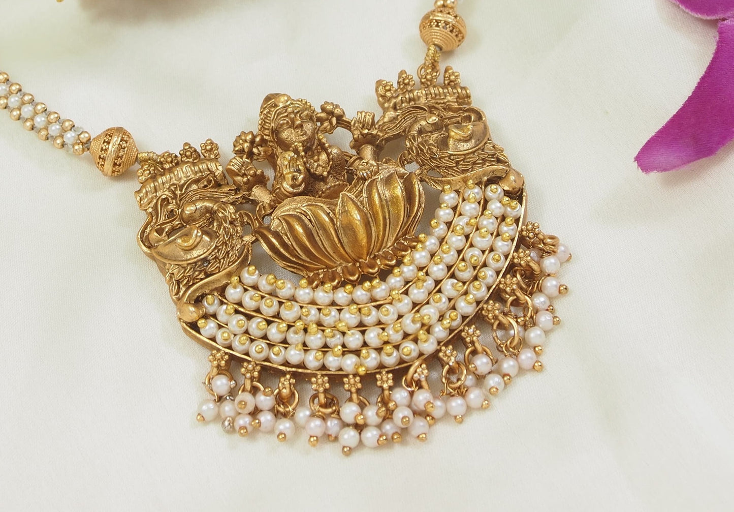 Antique Lakshmi Pendant Necklace with Beaded Jhumkas
