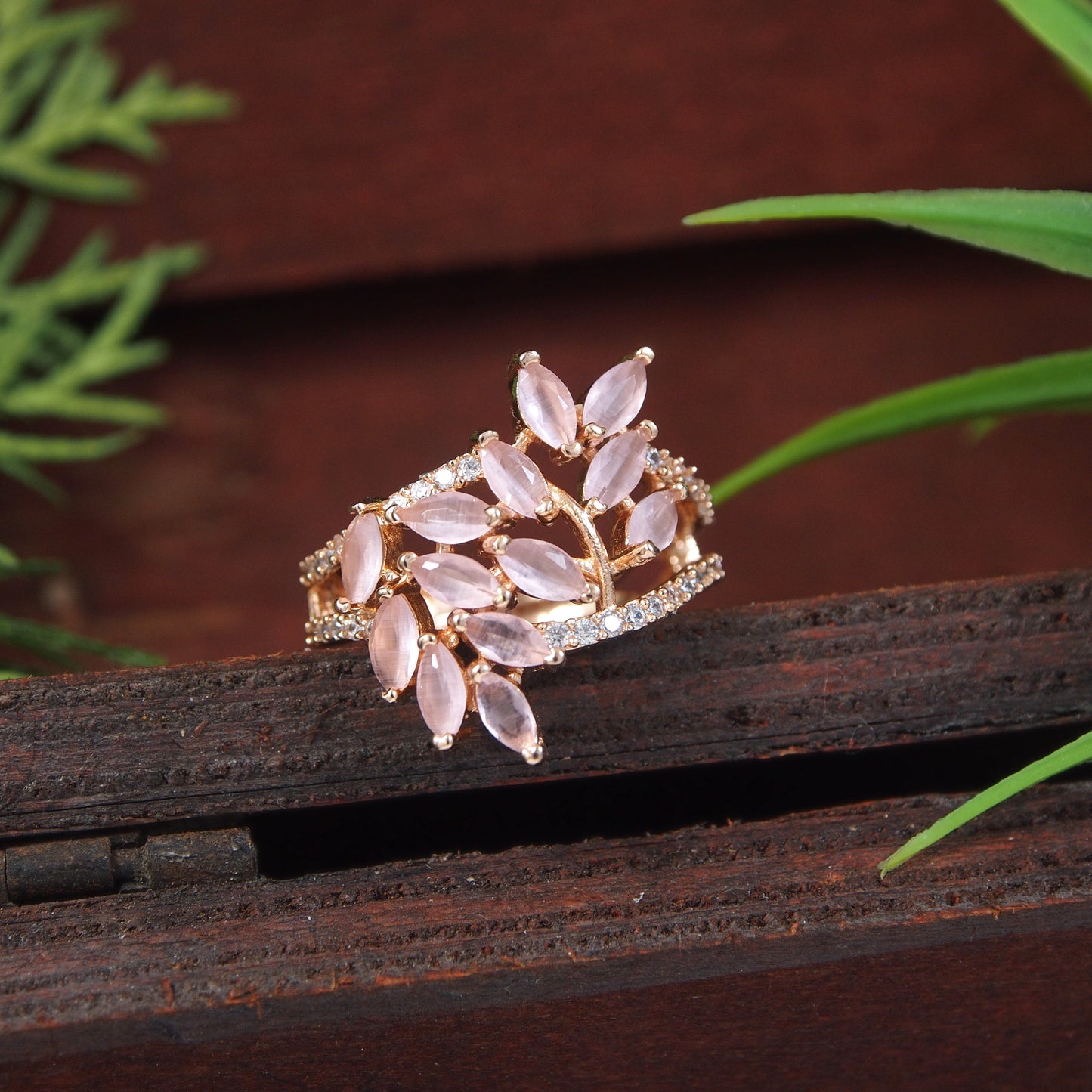 Zircon Pink White Rose Gold Finger Ring