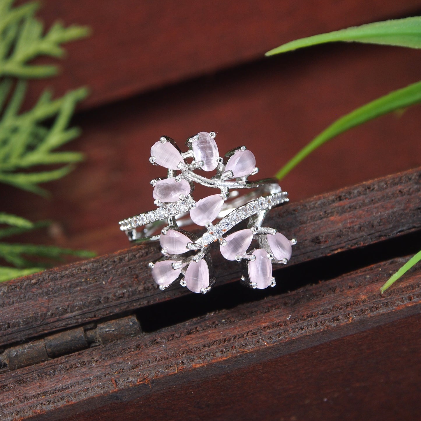 Zircon Pink White Silver Finger Ring