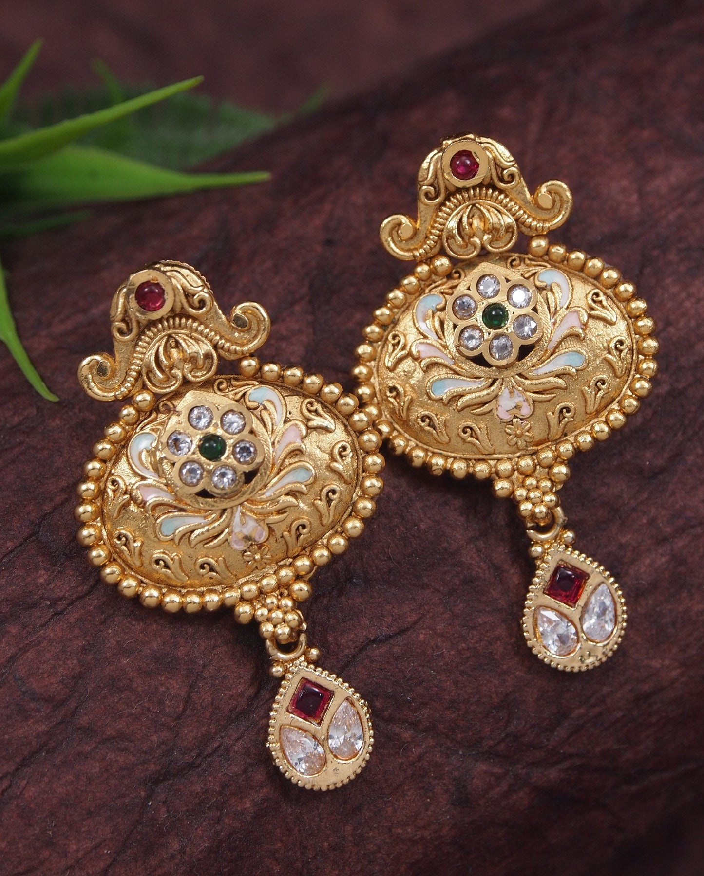 Women Gold-Plated Pearl-Beaded Kundan & Meenakari Long Necklace Set