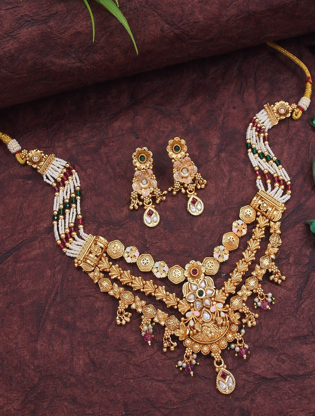 Orna Gold-plated Plated Brass Traditional Kundan and Pearl Choker Necklace Set for Women (Copy)