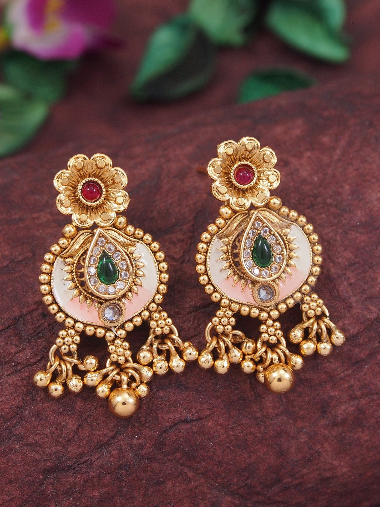 Traditional Antique Gold-Plated Pearl Choker Jewellery Set for Women