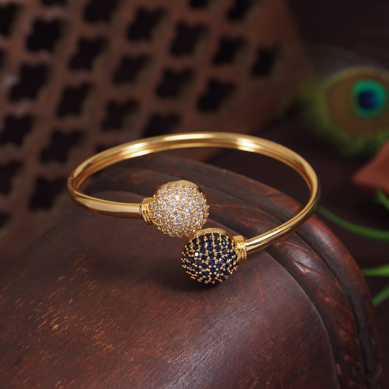 Orna  Micro Gold Free Size Bracelet