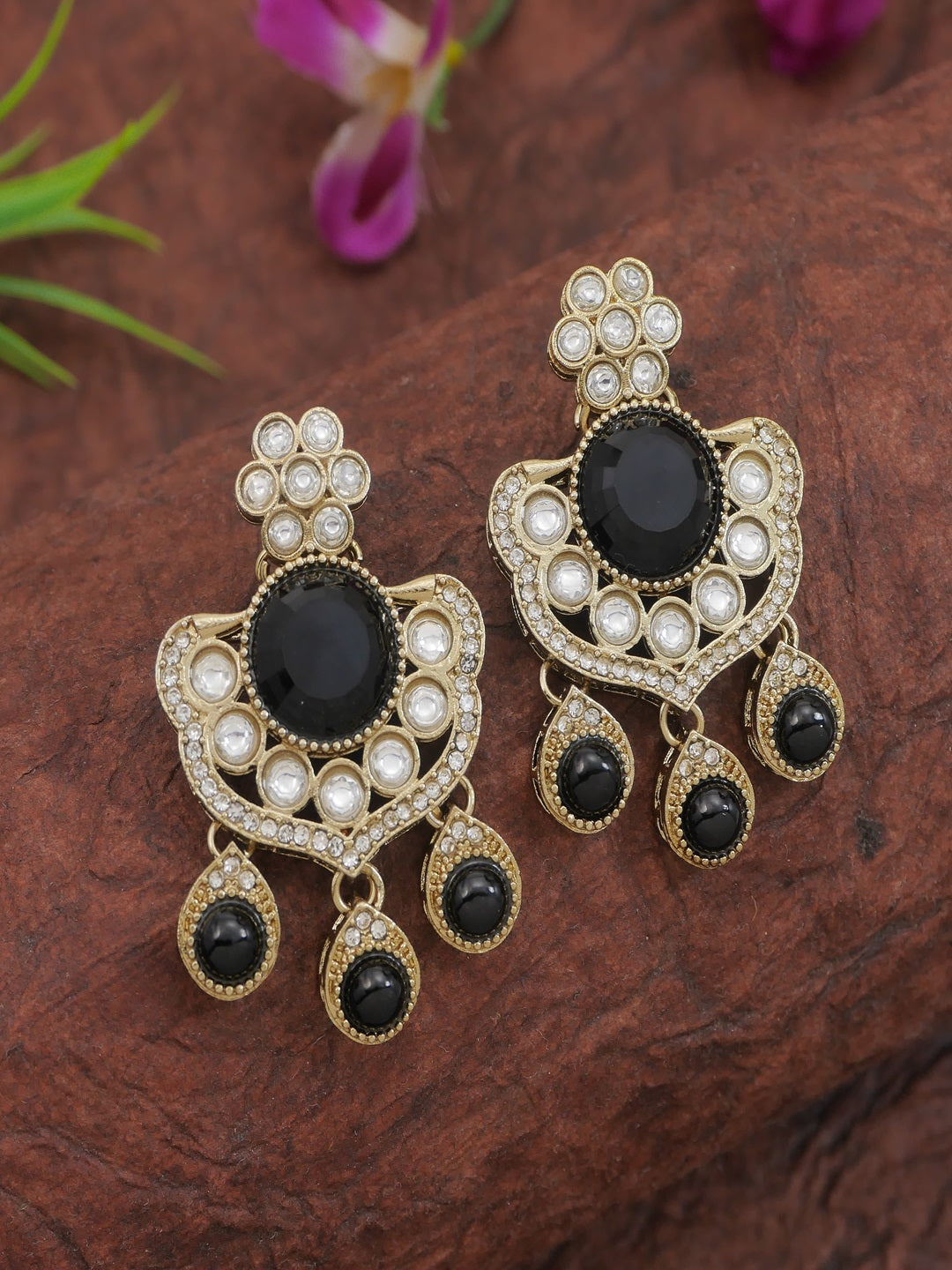 Royal Kundan & Pearl Beaded Necklace Set with Matching Earrings