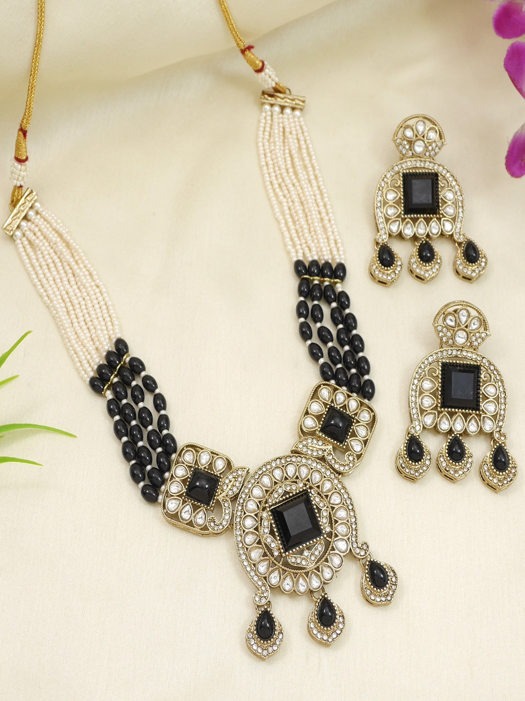 Traditional Kundan Necklace Set with Pearl & Bead Detailing