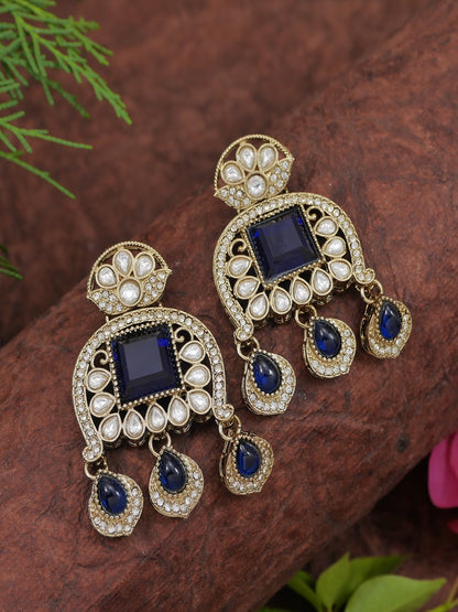Traditional Kundan Necklace Set with Pearl & Bead Detailing