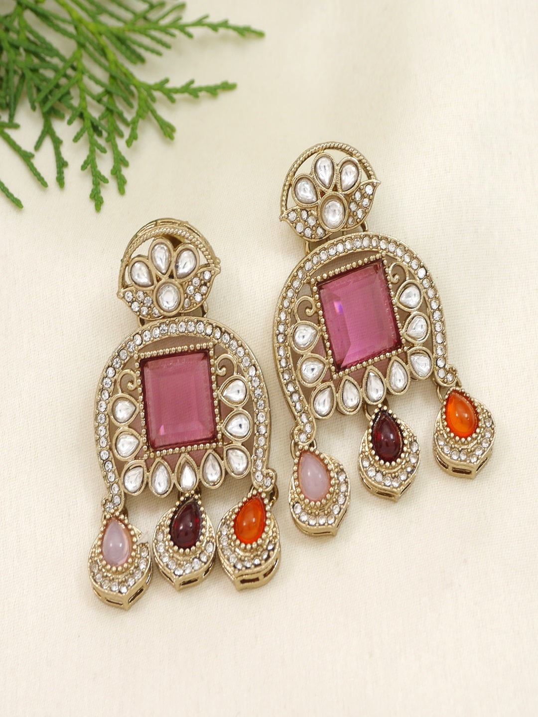 Traditional Kundan Necklace Set with Pearl & Bead Detailing