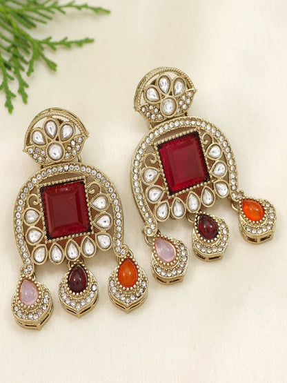 Traditional Kundan Necklace Set with Pearl & Bead Detailing