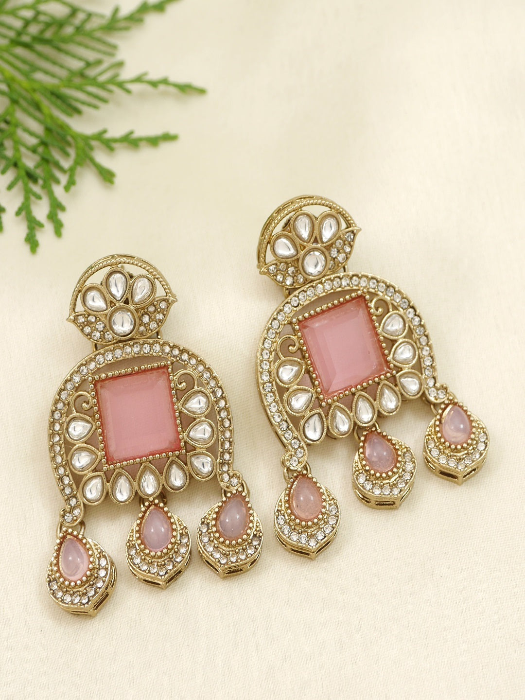 Traditional Kundan Necklace Set with Pearl & Bead Detailing