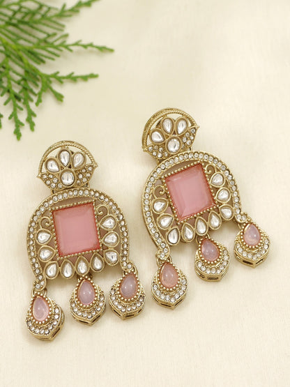 Traditional Kundan Necklace Set with Pearl & Bead Detailing